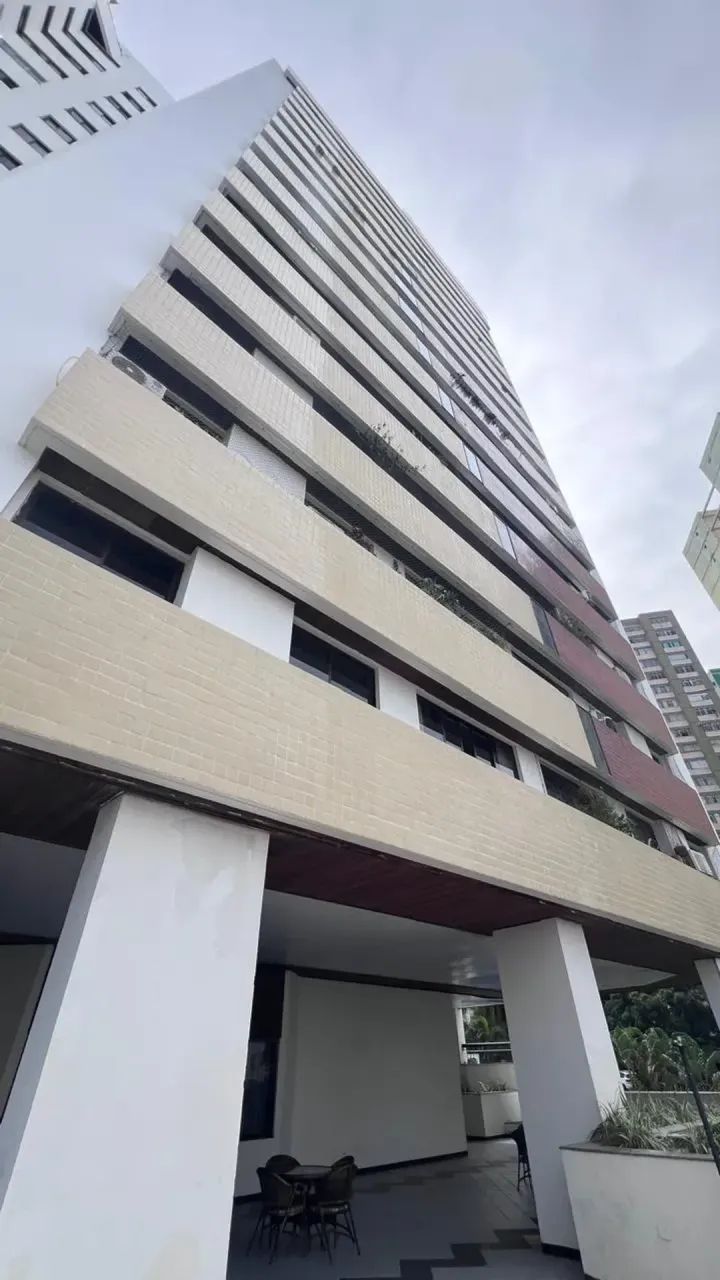 3 SUÍTES NO EDIFÍCIO SAN DIEGO NA PITUBA