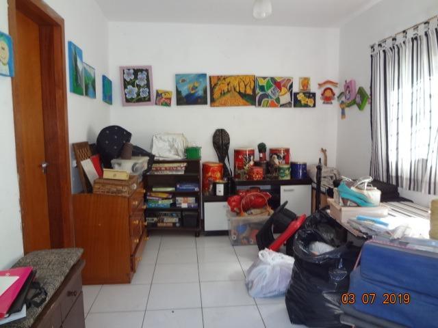 Vendo Sobrado 6 Quartos, Sendo 4 Suítes, Jardim Califórnia - Foto 19
