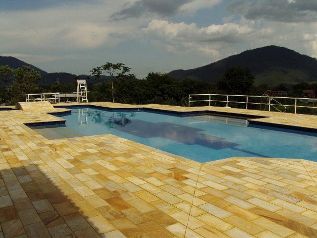 Terreno - CENTRO - R$ 200.000,00