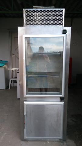 Freezer e expositor industrial vertical