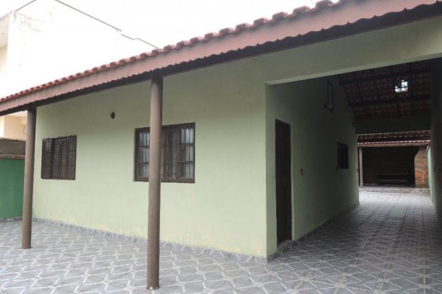 Casa com edicula e churrasqueira a 350m do mar!