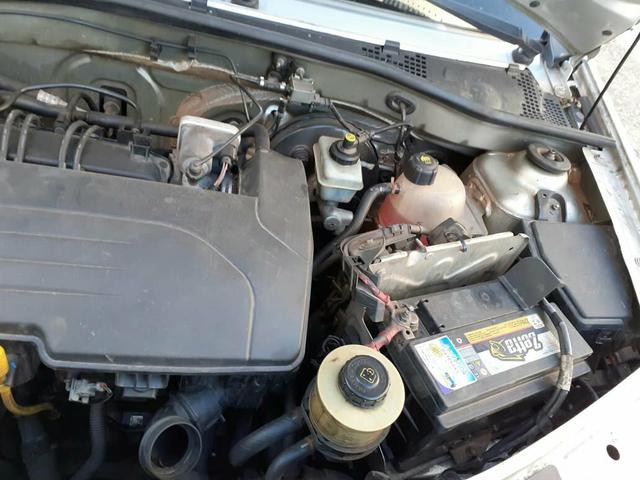 Vende-se Logan Renault 2011 / 2012 - Foto 12