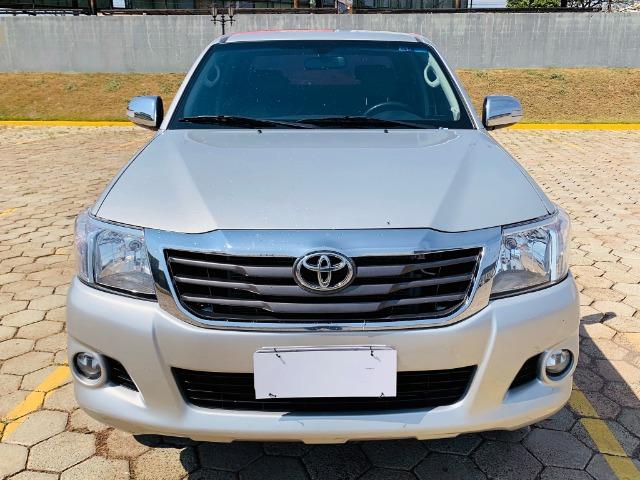 Hilux 2014 SRV 2.7 CD 4X4 Automático