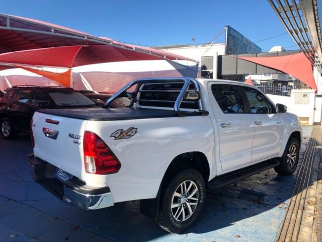 Toyota Hilux Cabine Dupla srv 4P - Foto 6