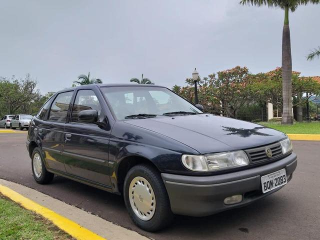 VW - Pointer CLI 1.8 / Carro impecável