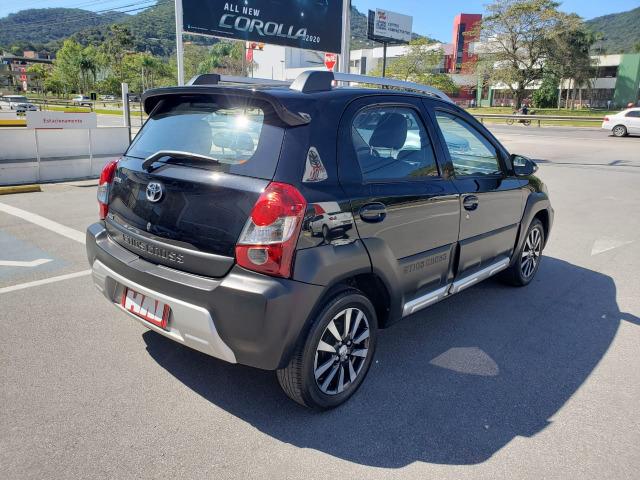 Etios Cross 1.5 Flex Aut - Foto 5