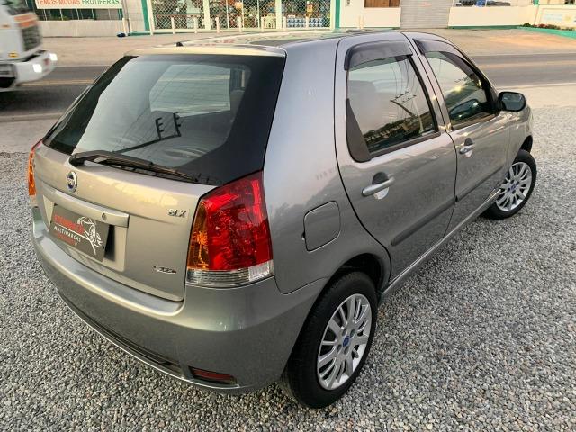 Fiat Palio ELX 1.3 Ar Condicionado e Direção Hidráulica 2004/2005 - Foto 4