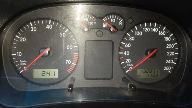 VW golf 1.6 Completo com rodas aro 17 ano 2001 - Foto 9