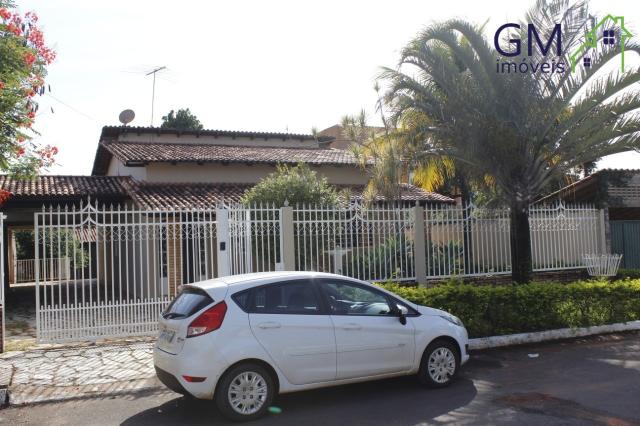 Casa a venda / condomínio residencial vivendas alvorada ii / 3 quartos / suíte / churrasqu