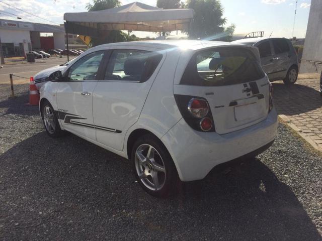 Chevrolet sonic 1.6 ltz 16v flex manual 2012/2012 branco - Foto 4