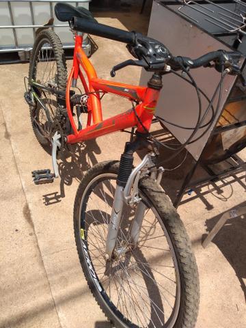 Bicicleta Mormaii aro 26 semi nova