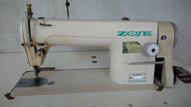Maquina de Costura Reta