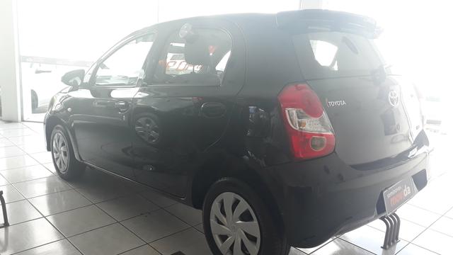Etios X 1.3 - Foto 2