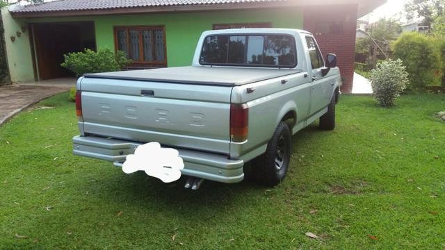 Camionete F1000