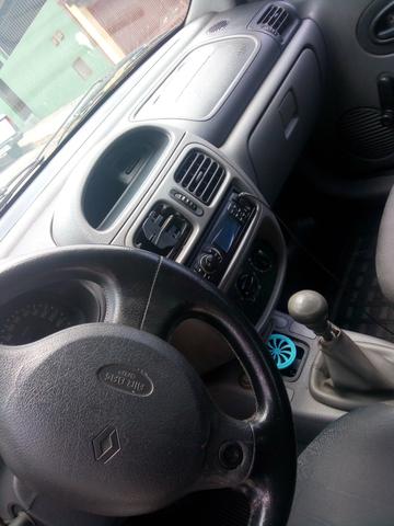 Renault Clio 1.0 16v