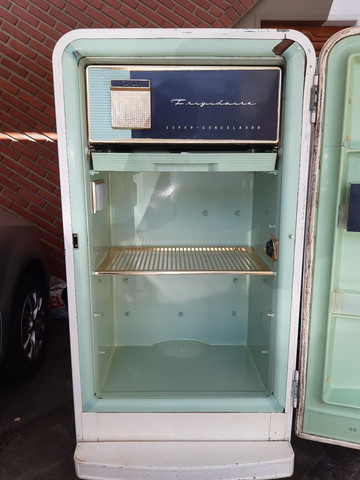 Geladeira antiga Frigidaire ( PEÇAS ) - Foto 2