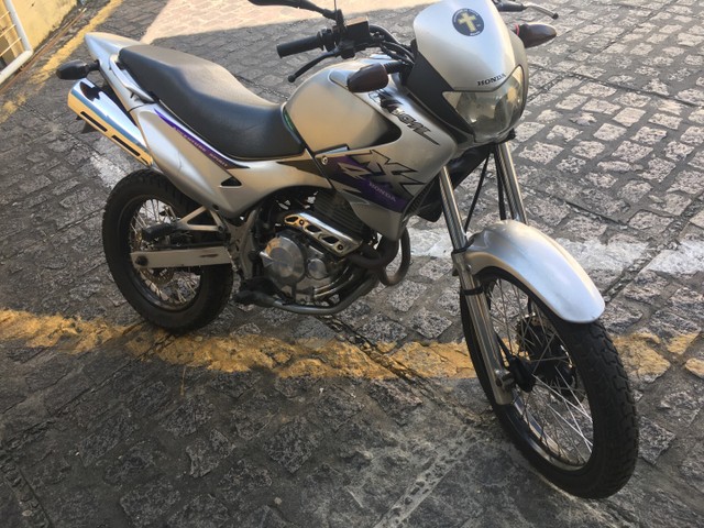 FALCON 400CC VENDO OU TROCO EM BROSS 160.