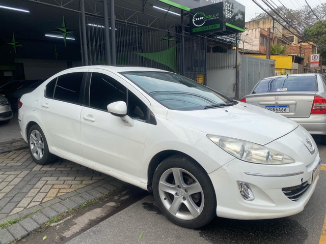 PEUGEOT 408 SEDAN 2.0 GRIFFE AUTOMÁTICO GNV