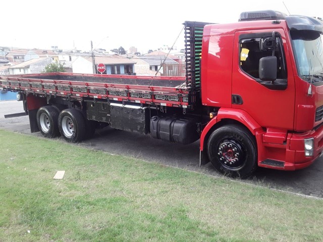 CAMINHÃO VM VOLVO 260 VENDO