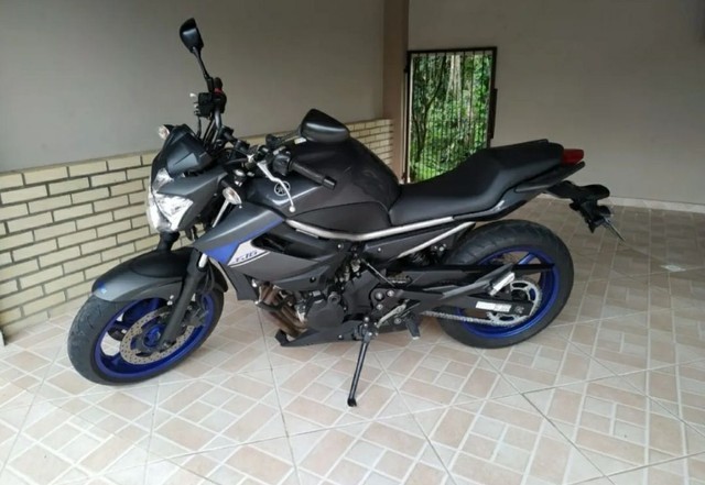 YAMAHA XJ6 N, 2011