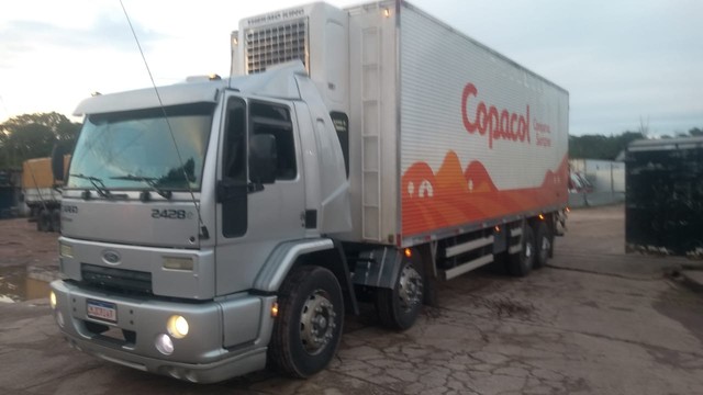 FORD CARGO 2428 4ºEIXO *NO CHASSI*