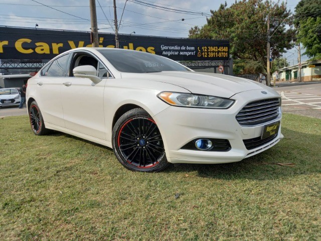 FORD FUSION TIT TOP DE LINHA