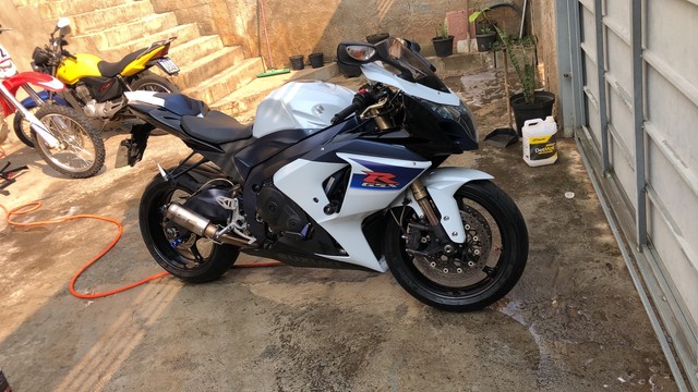 SUZUKI SRAD1000 2011