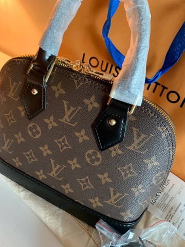 patina on louis vuitton bolsa