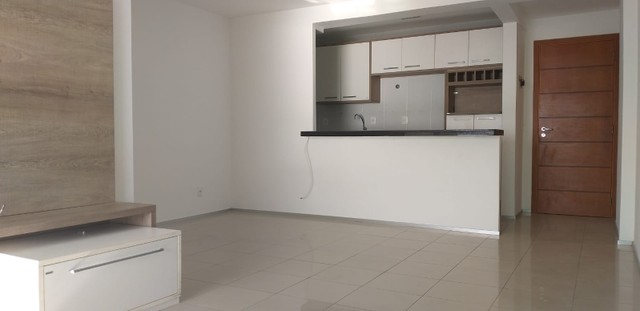 Apartamento mobiliado possui 80 metros quadrados com 2 quartos em Ponta D'Areia - São Luís - Foto 5