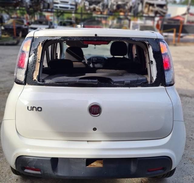 Sucata uno 2018 1.0 completo para peças  - Foto 3