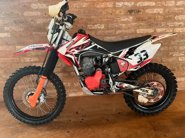 Vendo moto trilha CRF 230