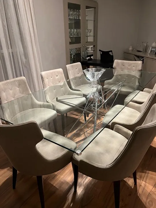 Mesa de Jantar de Vidro com Base em Metal Estrela Charles Eames- 8 Lugares