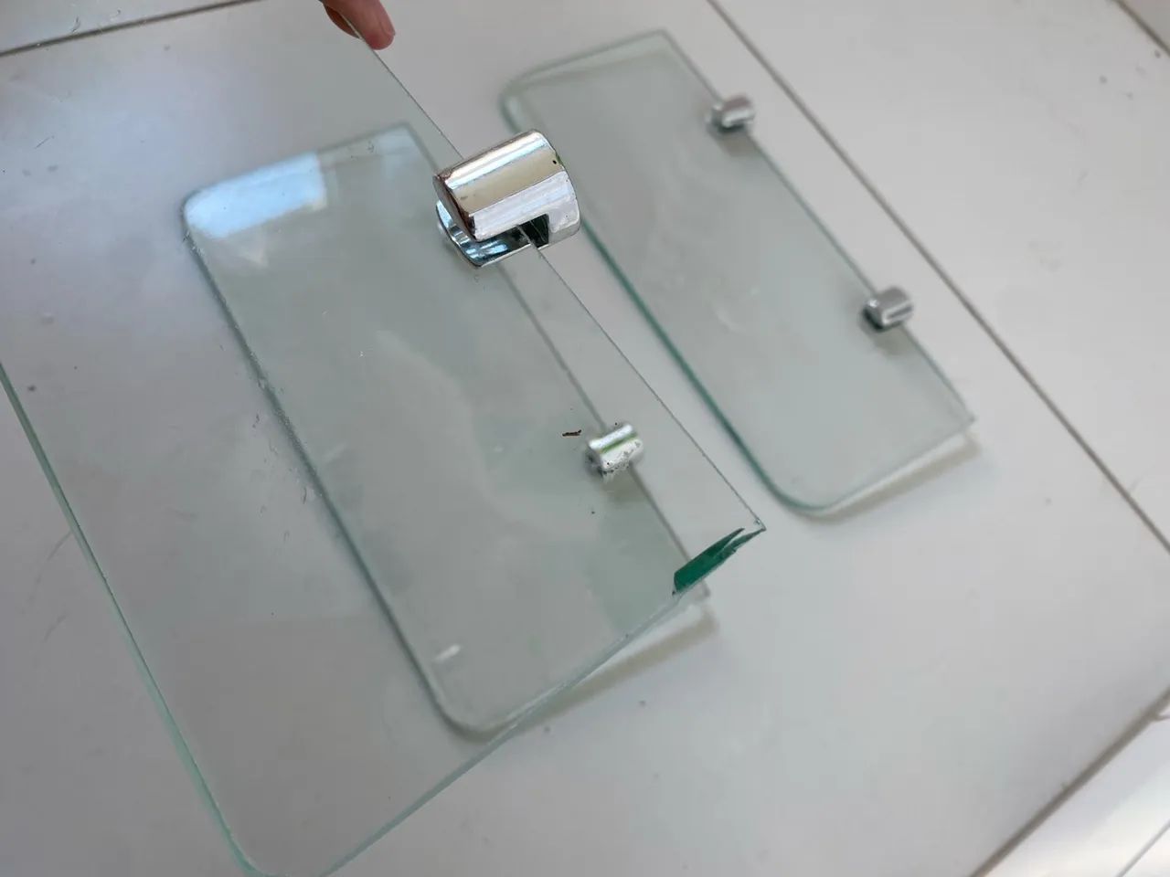 três prateleiras com suporte - ler descrição  - Foto 3