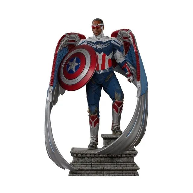 Captain America Sam Wilson (Closed Wings) - IRON STUDIOS Colecionável