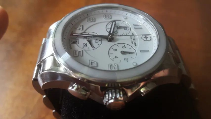 Relógio victorinox chrono classic ceramic - Foto 2