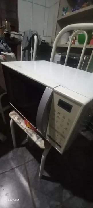 Micro-ondas LG em ótimo estado - Foto 3