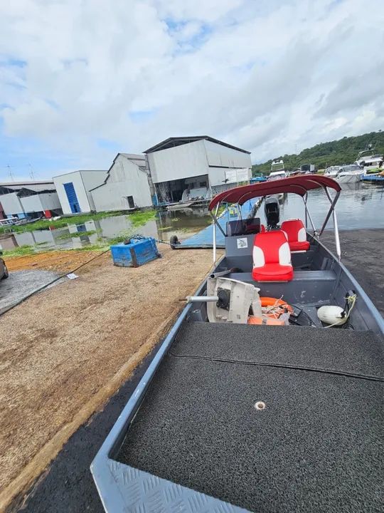 Lancha com Motor Mercury telefone: * - Foto 10