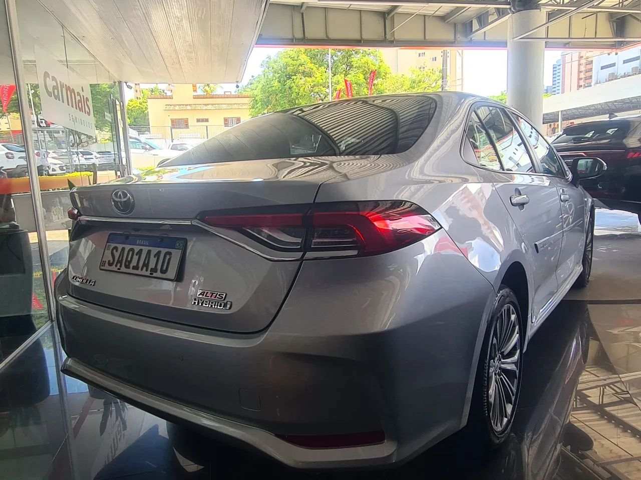 Corolla Altis 1.8 Hybrid 2023 34.259km - Foto 3