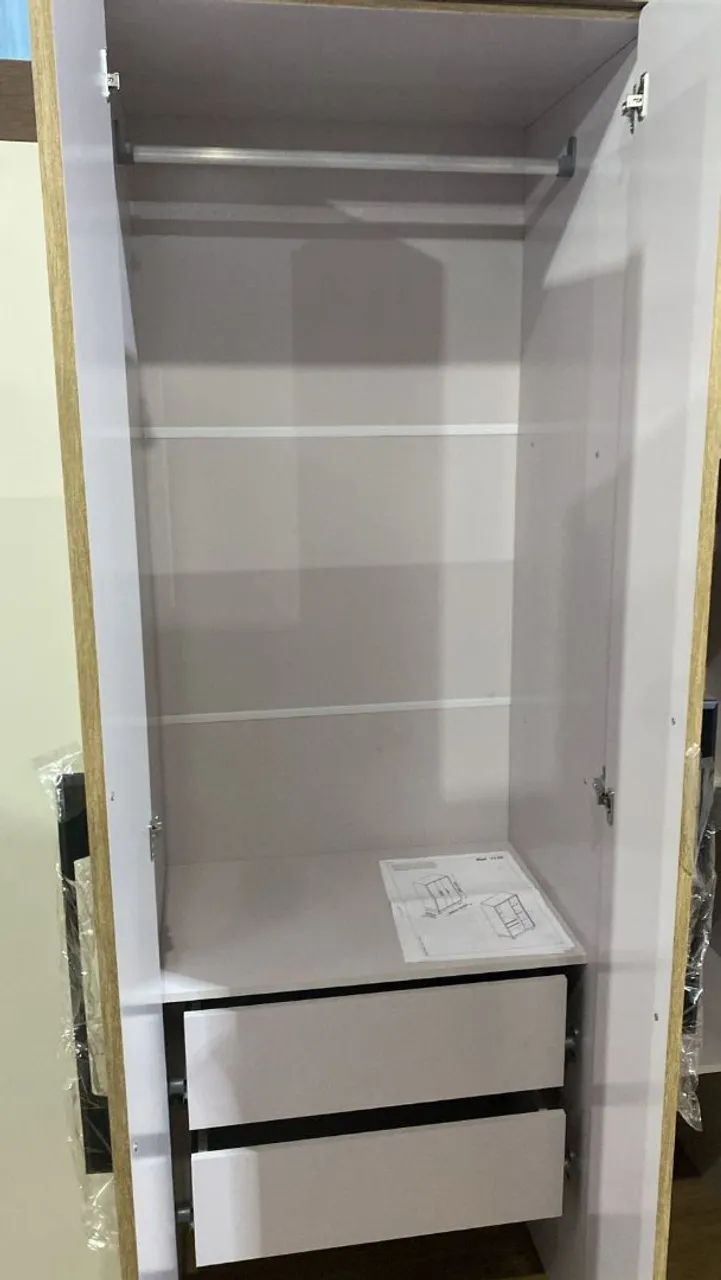 Guarda-Roupas de 3 Portas em Amadeirado - Foto 3