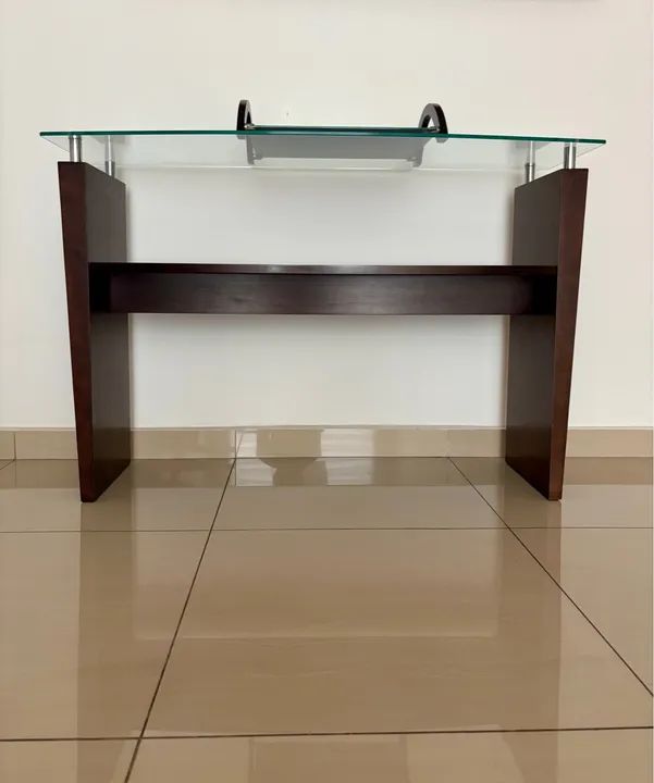 Mesa de Canto em Vidro e Madeira - Foto 2