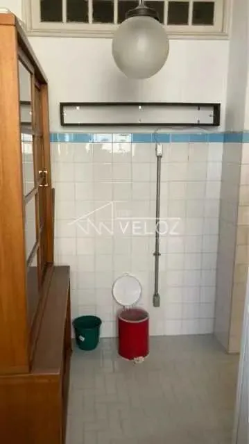 Apartamento - / Residencial / Glória