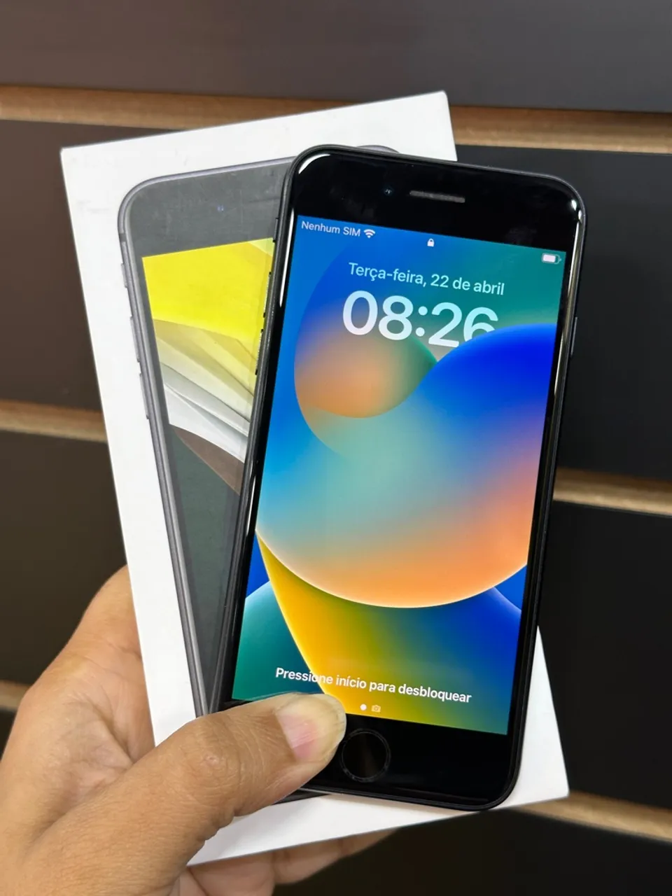 iPhone SE 64GB Segunda Geração