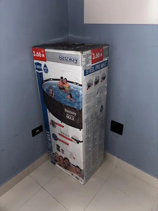 Piscina Bestway 9.150L 220V