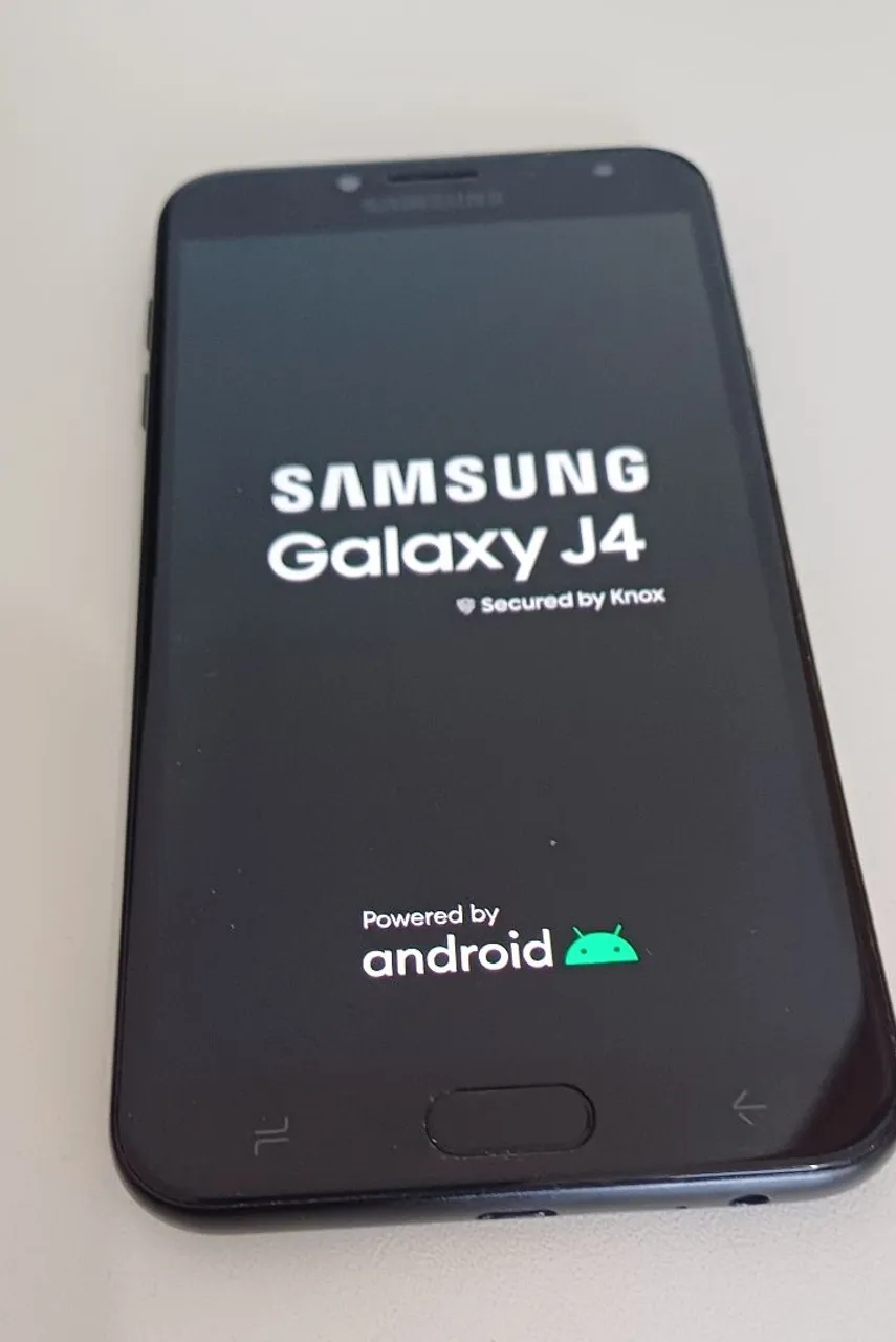 Celular Samsung J4