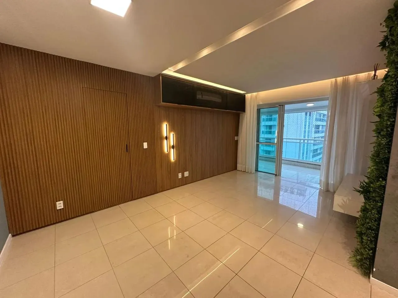 Imóvel para aluguel tem 125 metros quadrados com 3 quartos em Barra da Tijuca - Rio de Jan