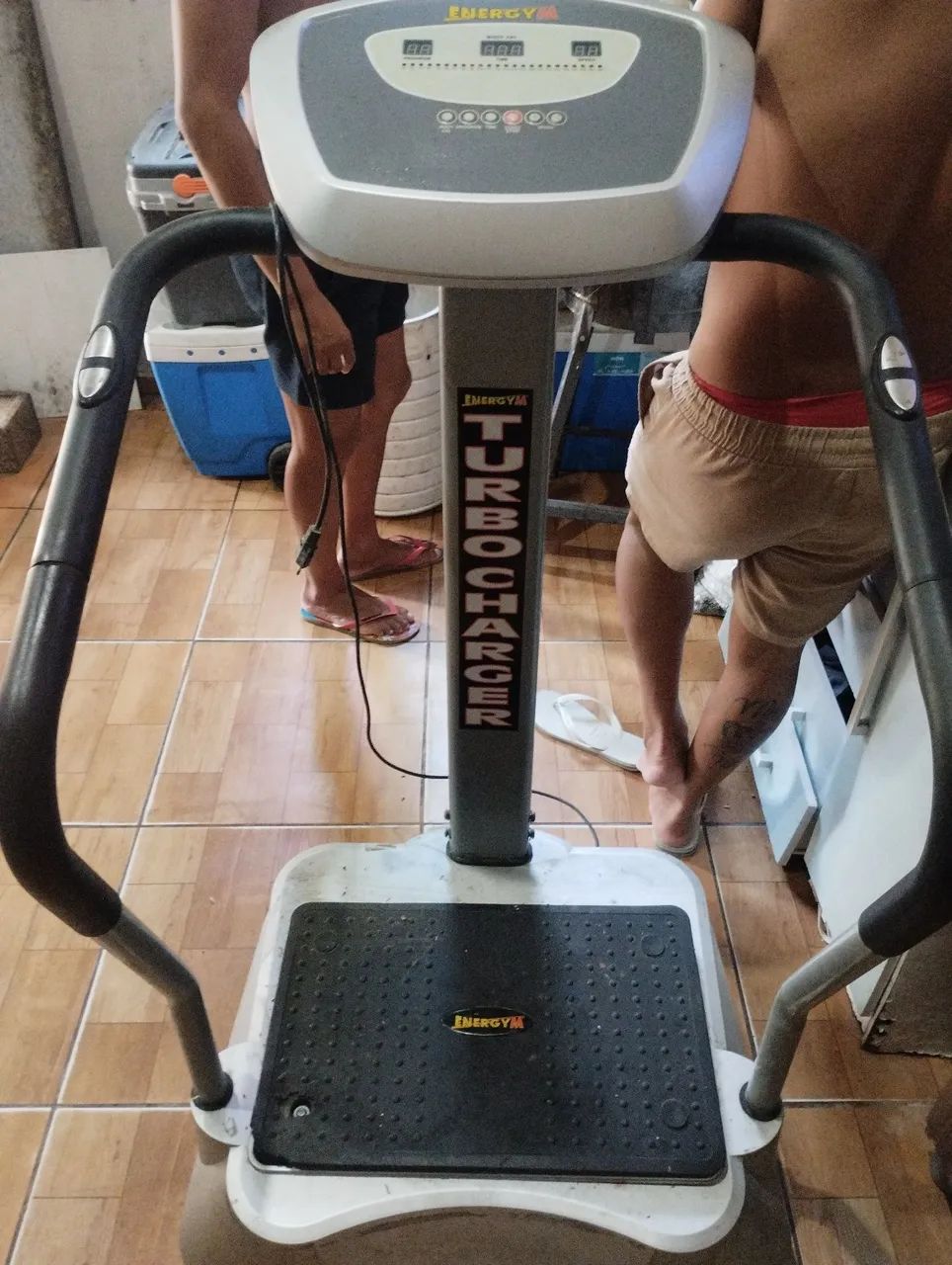 Plataforma Vibratória Energym Turbocharger