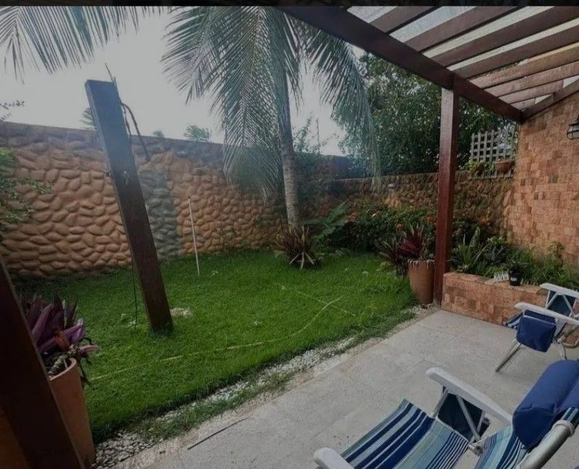 Vendo/Troco Casa Duplex em frente à praia da Aruana - Foto 5