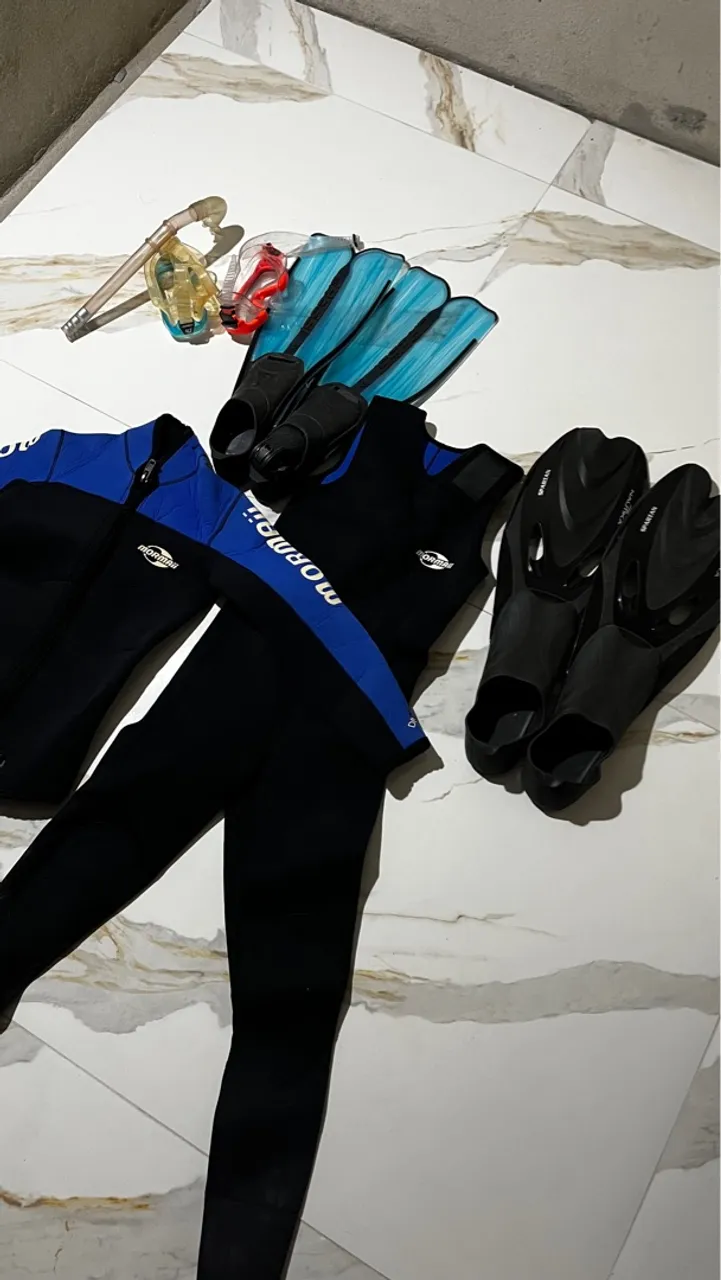 Kit de Mergulho Mormaii - Roupa, Máscara e Nadadeiras