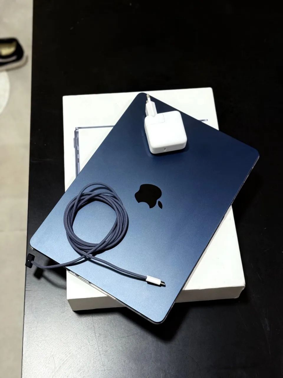 MacBook Air M2 MidNight 256gb 8gb Ram - Foto 2