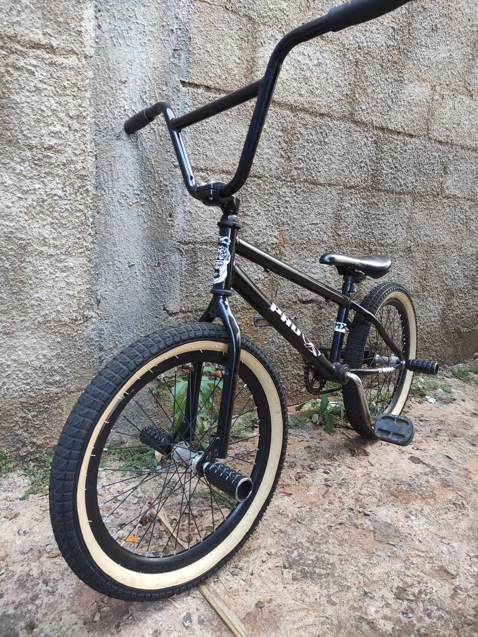 BMX Aro 20 - Pneu faixa branca